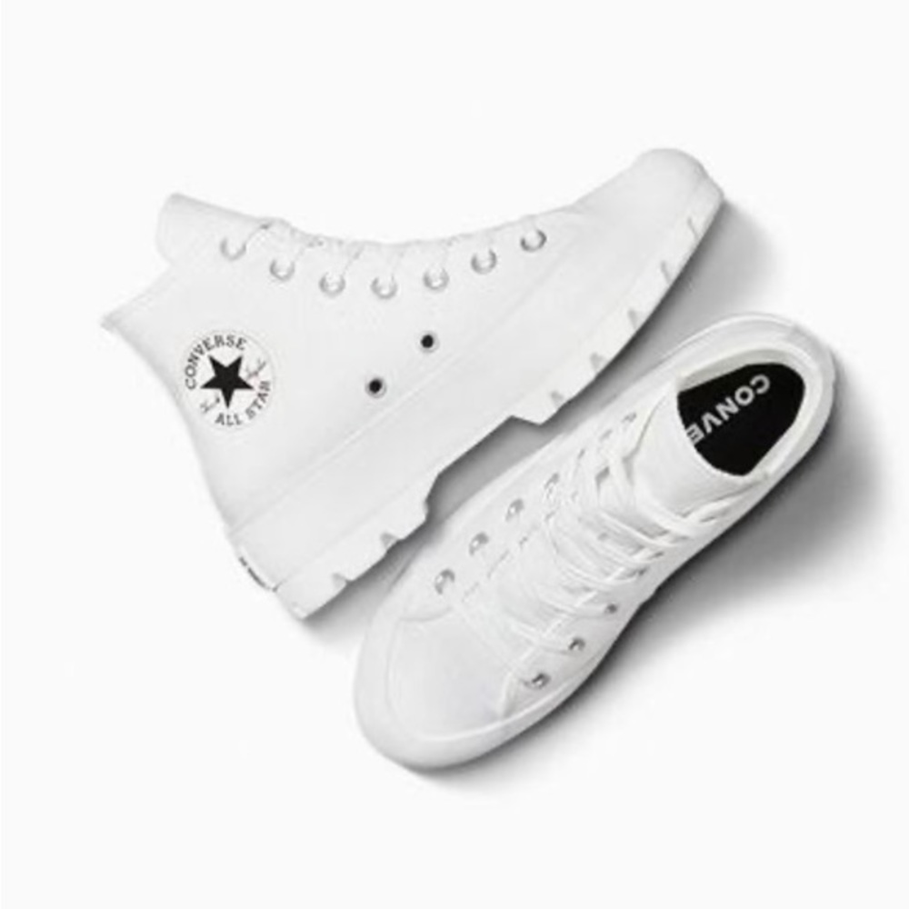 ❇️NWT❇️ WOMEN'S CONVERSE LUG HIGH TOPS - Picture 5 of 16